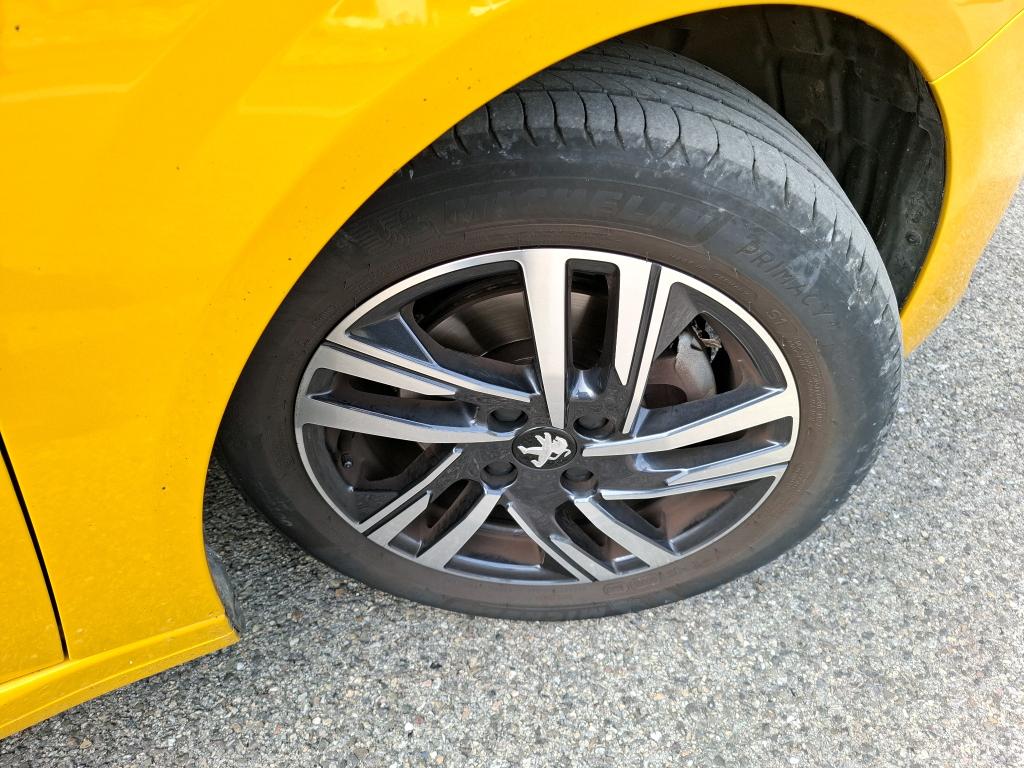 Peugeot 208 PureTech 100 S&S EAT8 Allure Pack 2022