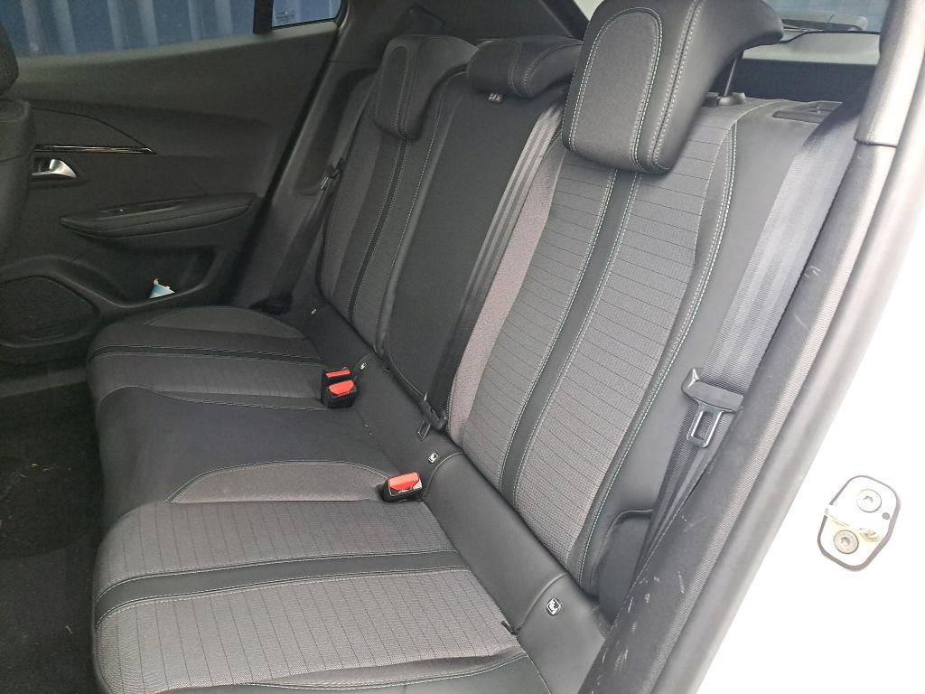 Peugeot 2008 PureTech 130 S&S EAT8 Allure Business 2021