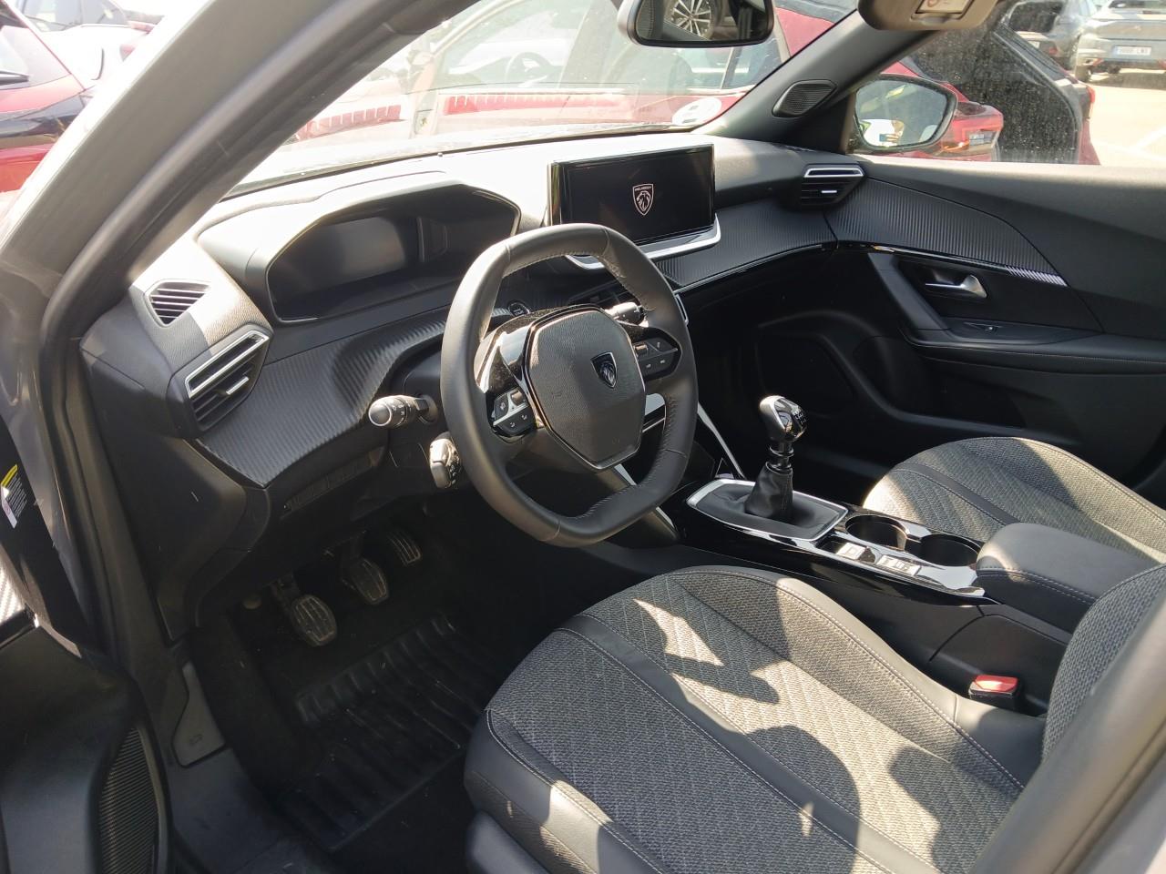 Foto Peugeot 2008 5