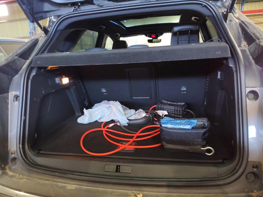 Peugeot 3008 Hybrid4 300 e-EAT8 GT 2023