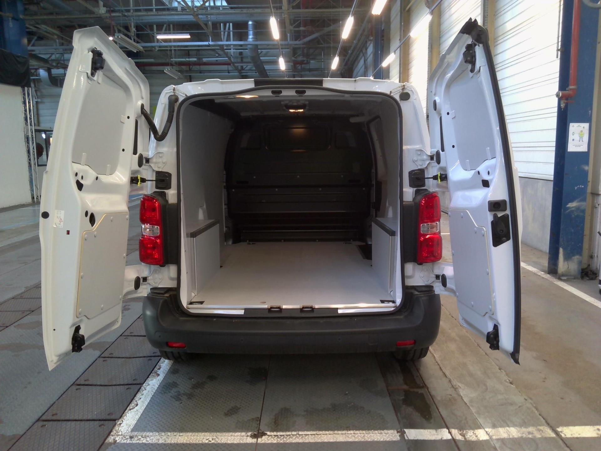 Opel VIVARO FGN TAILLE M BLUEHDI 120 S&S BVM6  2023