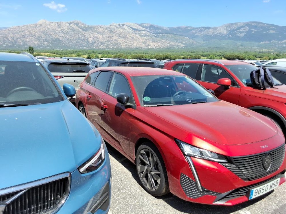 Foto Peugeot 308 8