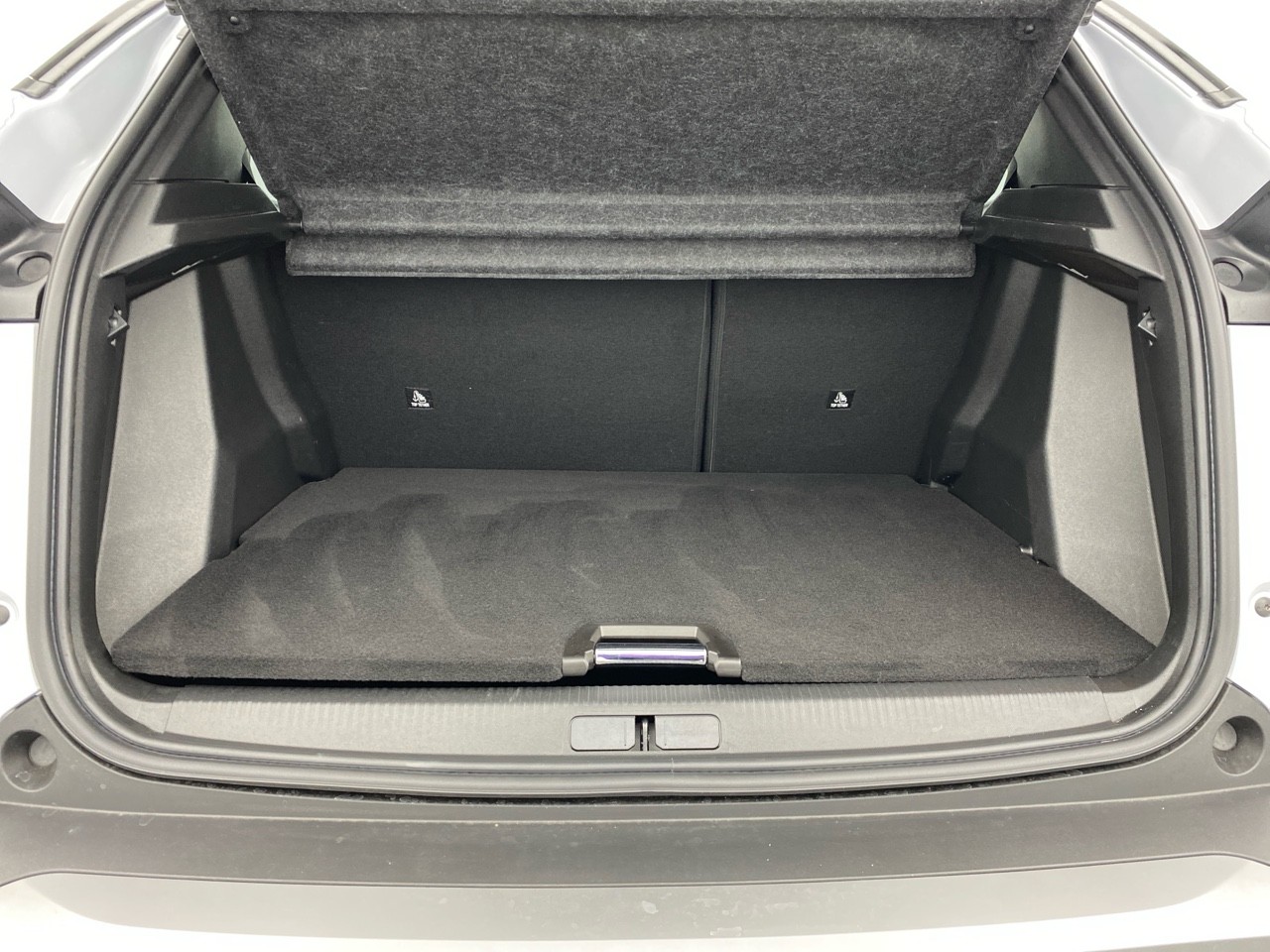 Peugeot 2008 PureTech 130 S&S EAT8 Allure 2024