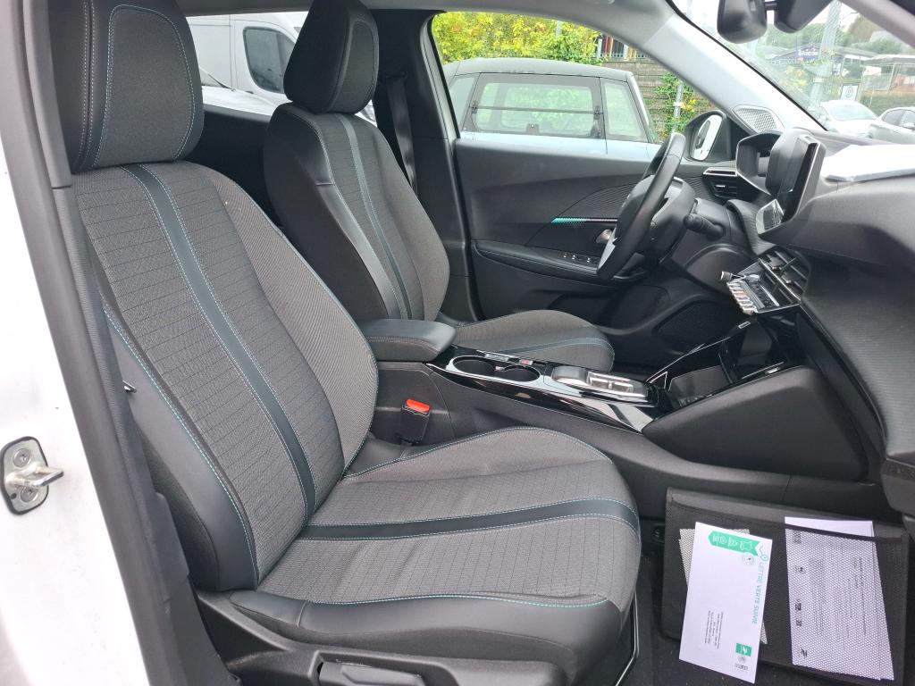 Peugeot 2008 Electrique 136 ch Allure Pack 2022