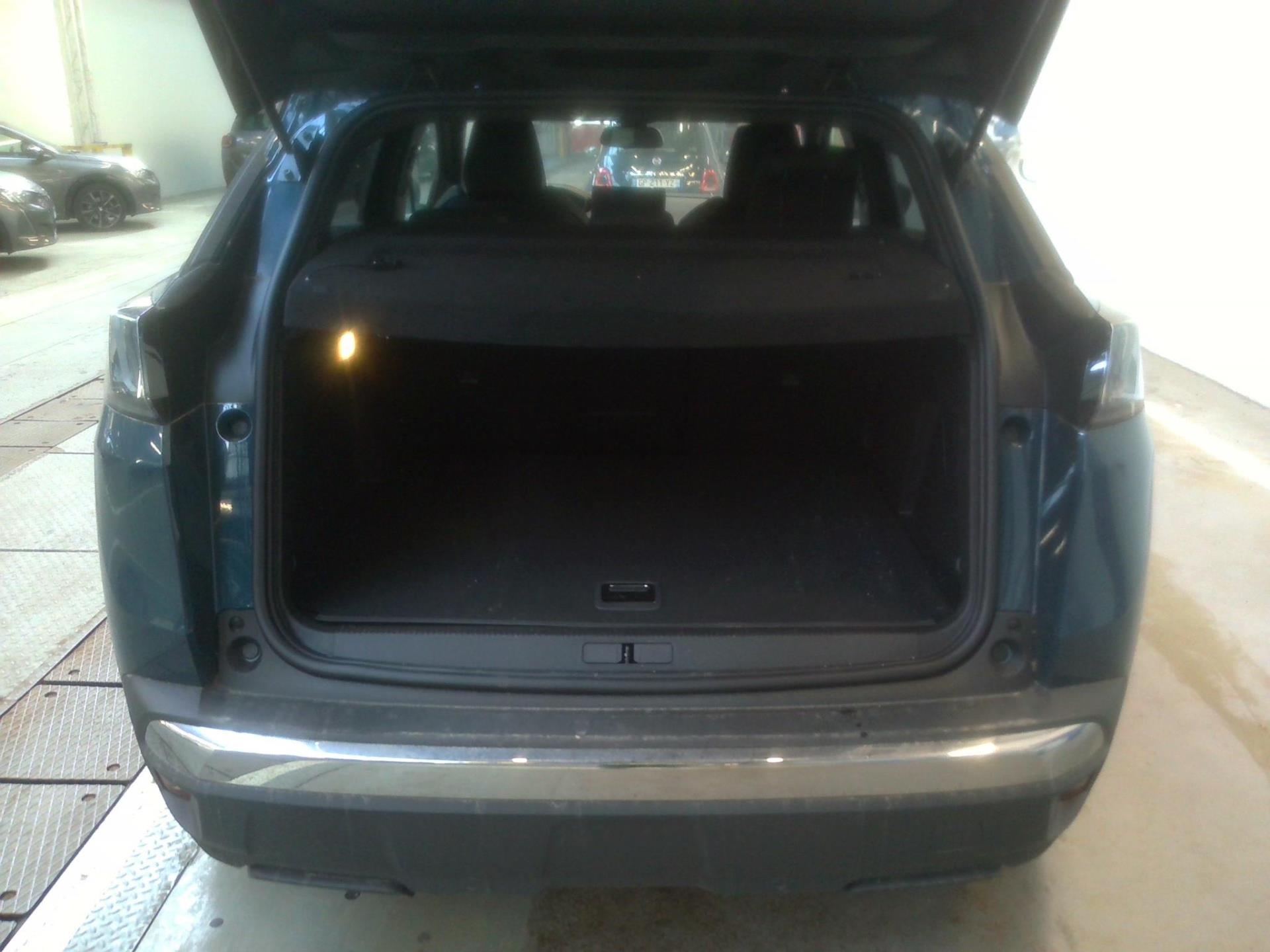 Peugeot 3008 Hybrid 180 e-EAT8 Allure Pack 2024