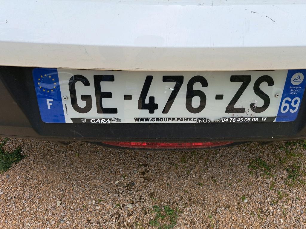 Peugeot 208 BLUEHDI 100 S&S BVM6 PREMIUM 2022