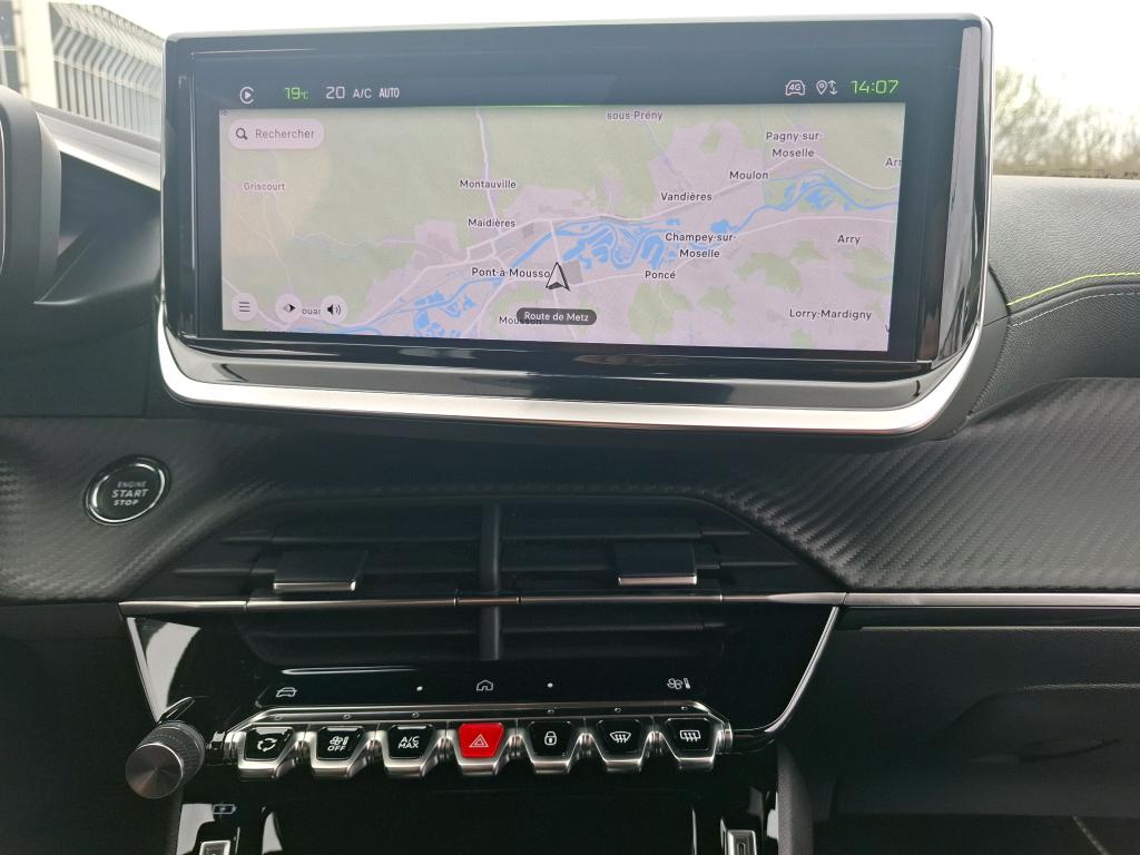 Peugeot 2008 PureTech 130 S&S EAT8 GT 2024