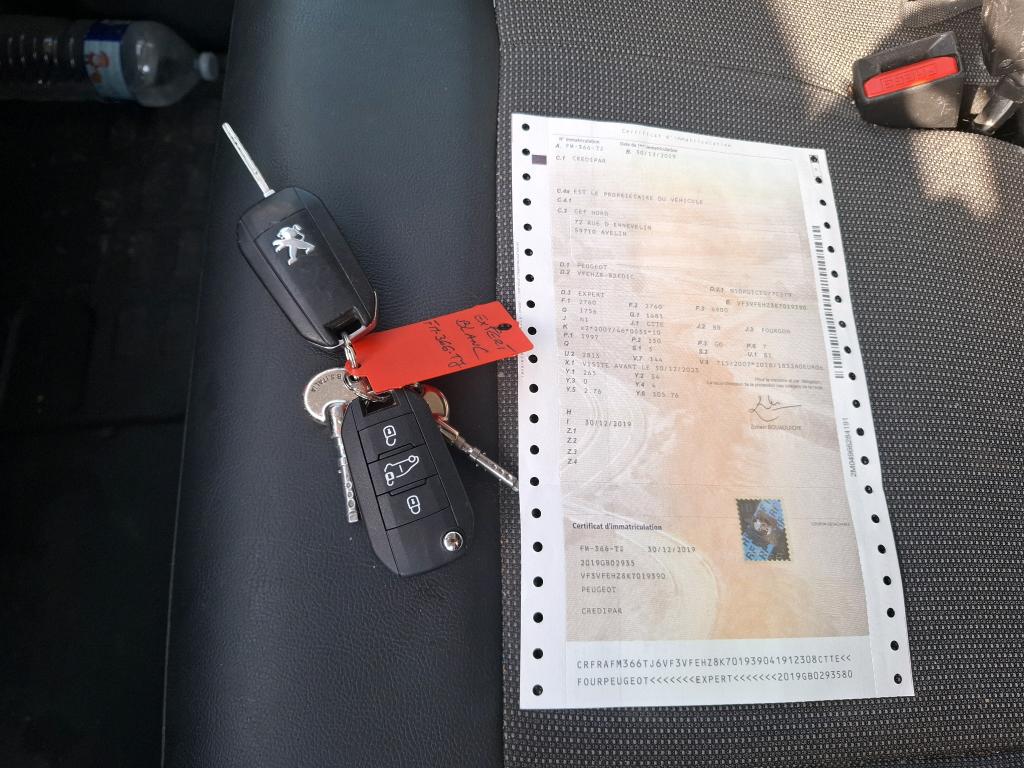 Peugeot EXPERT FGN TOLE STANDARD BLUEHDI 180 S&S EAT8 ASPHALT 2019