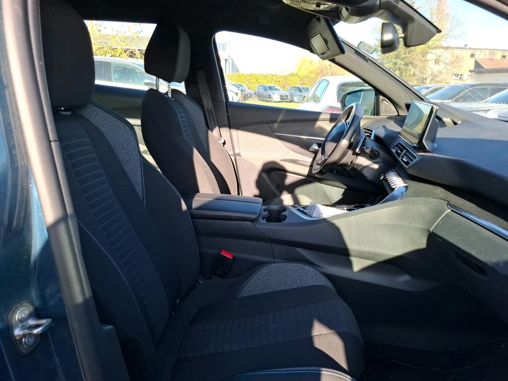 Peugeot 3008 Hybrid 180 e-EAT8 Active Pack 2023