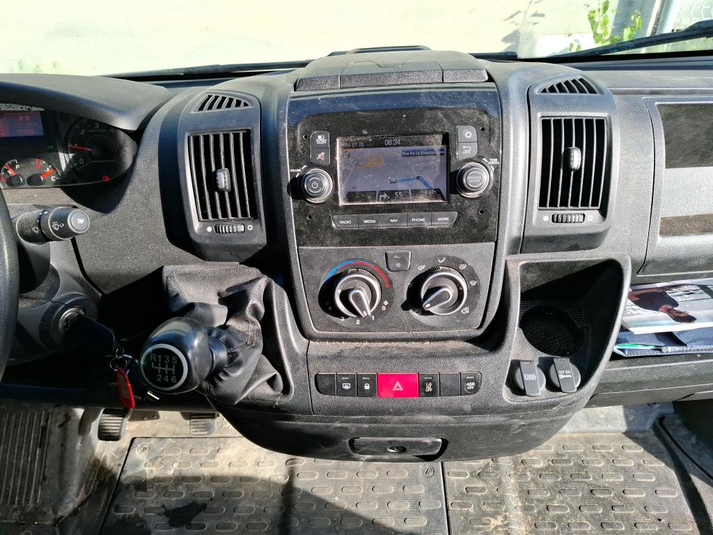 Peugeot BOXER TOLE 333 L3H2 BLUEHDI 120 S&S ASPHALT 2021