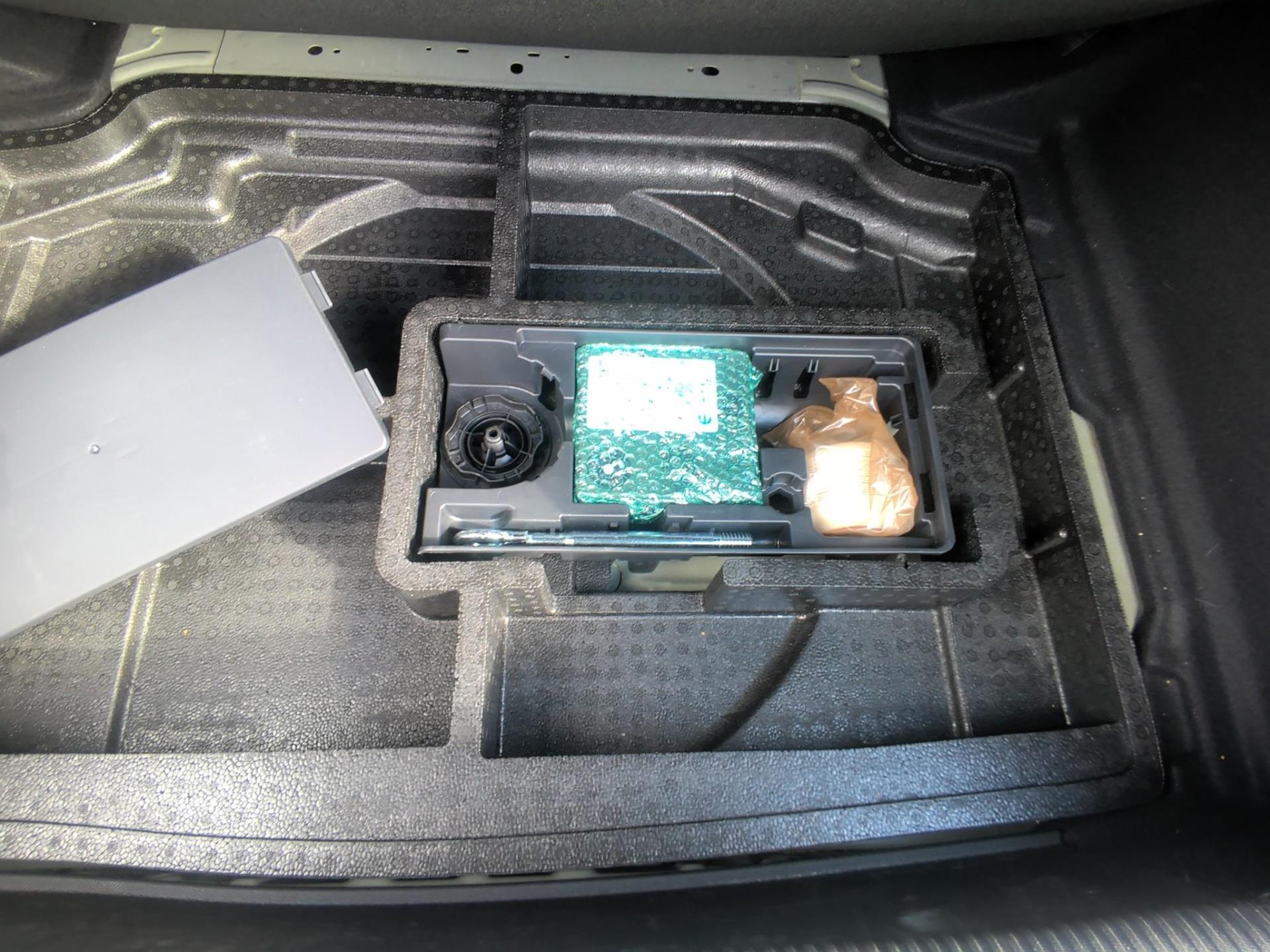 Peugeot 308 Hybrid 145 e-DCS6 Allure 2026