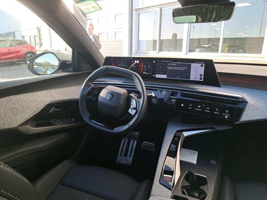 Peugeot 3008 Hybrid 145 e-DCS6 GT 2025