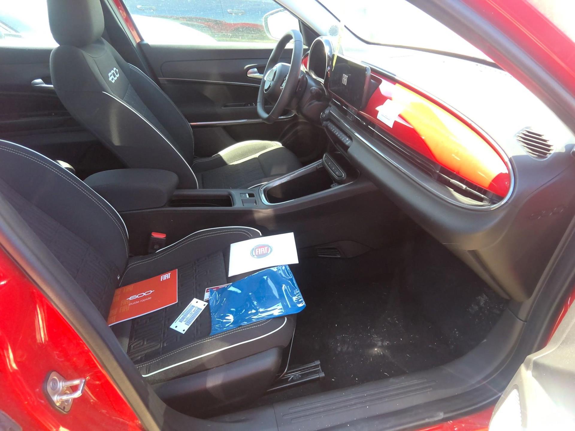 FIAT 600 T-Gen 3 1.2 Hybrid 145ch eDCT6 Pop 2025
