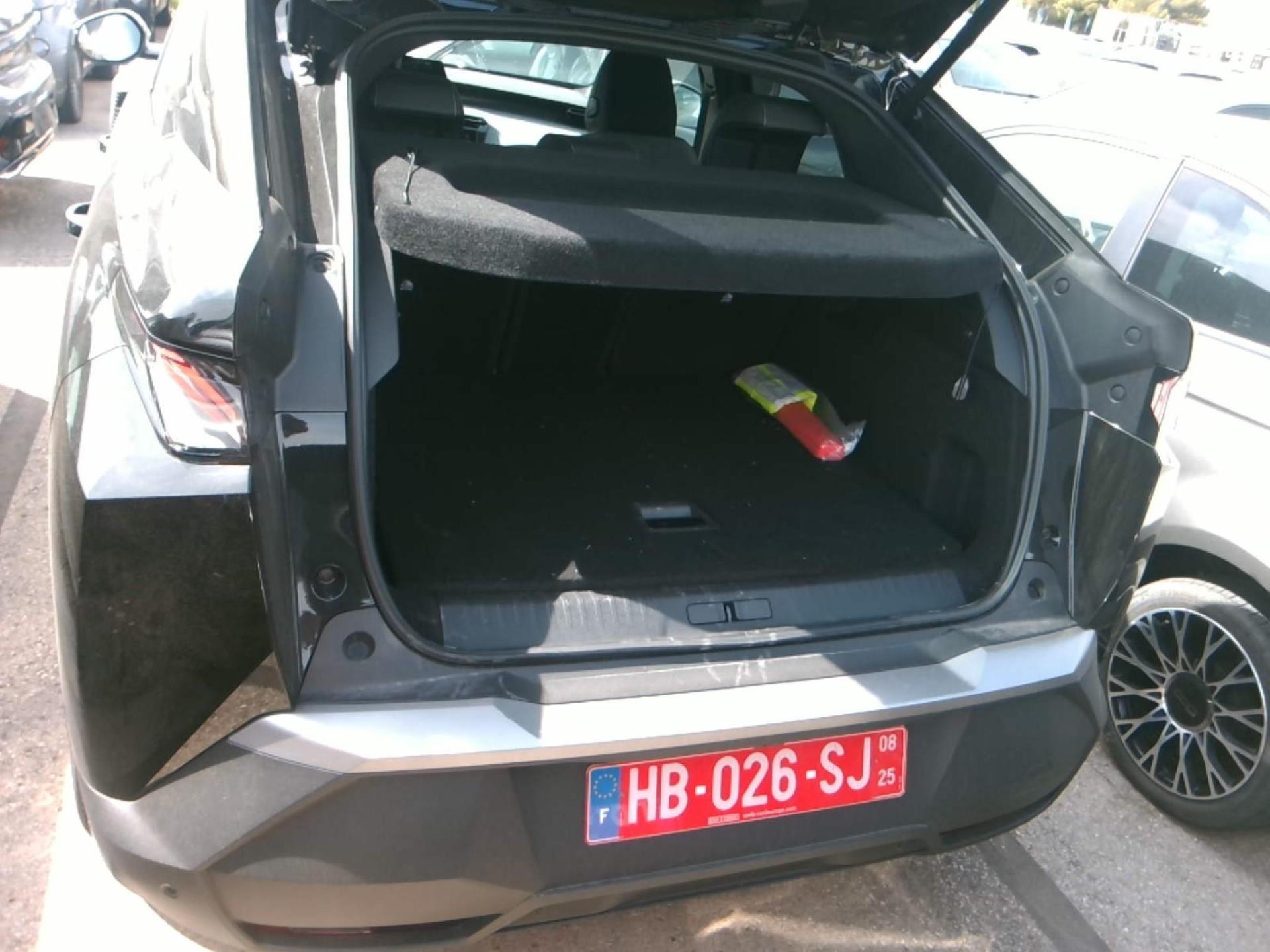 Peugeot 3008 Hybrid 136 e-DCS6 GT 2025