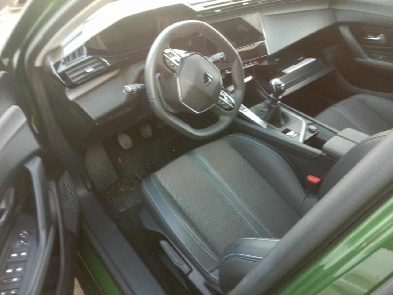 Foto Peugeot 308 5