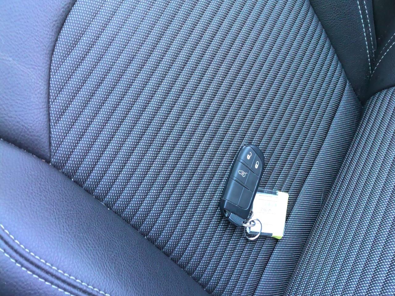 Foto Jeep Compass 11