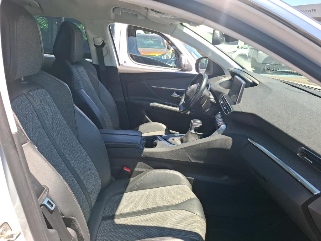 Peugeot 3008 Puretech 130ch S&S BVM6 Allure Business 2020