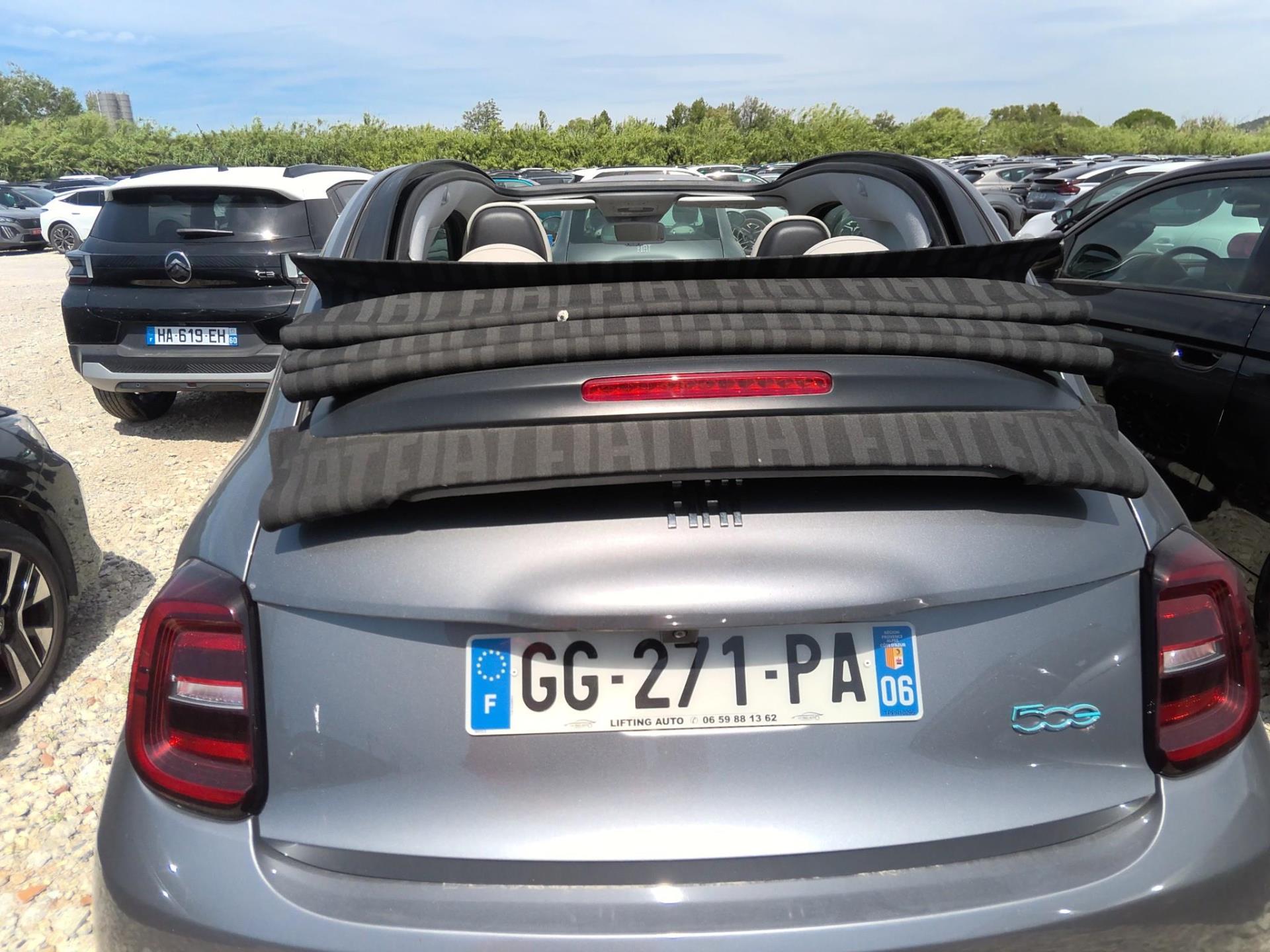 FIAT 500C e 118 ch La Prima 2022