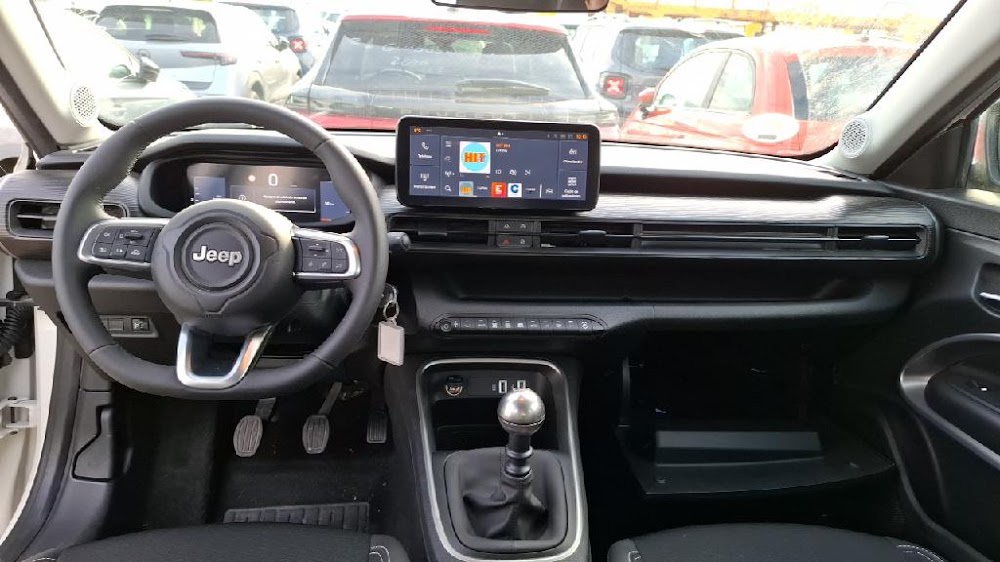 Foto Jeep AVENGER 16
