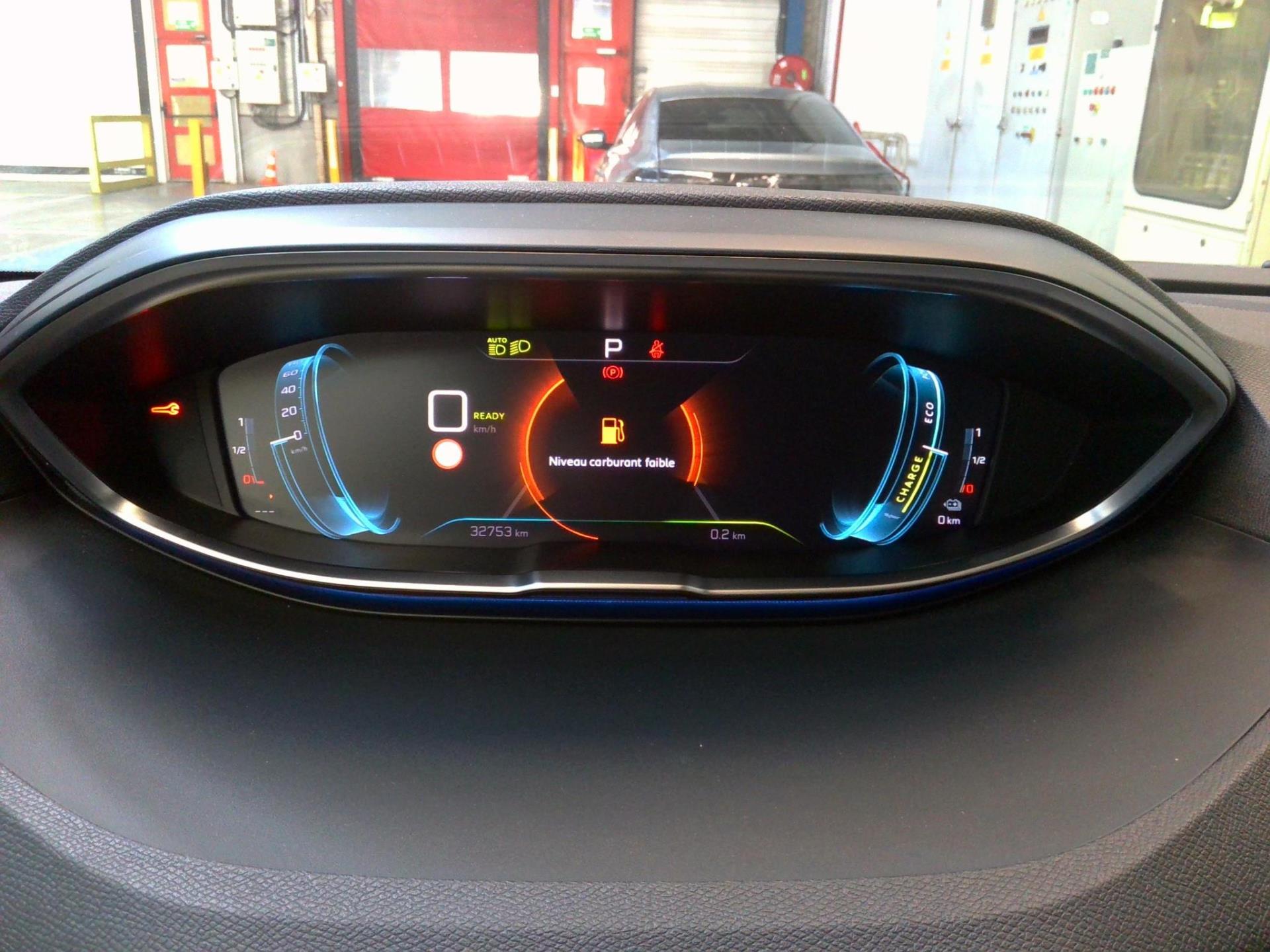 Peugeot 3008 Hybrid 225 e-EAT8 GT 2023