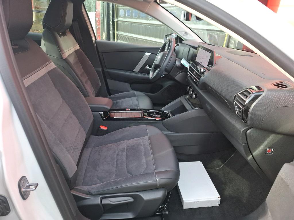 Citroen C4 X BlueHDi 130 S&S EAT8 Shine Pack 2024