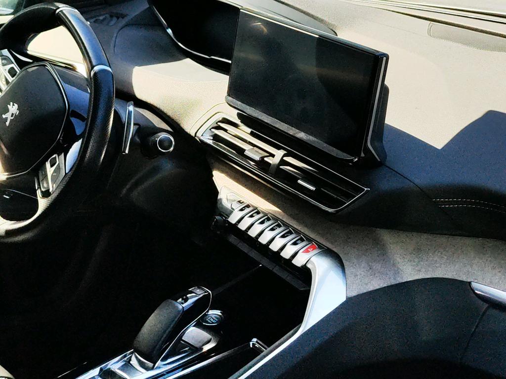 Peugeot 3008 Hybrid4 300 e-EAT8 GT 2022