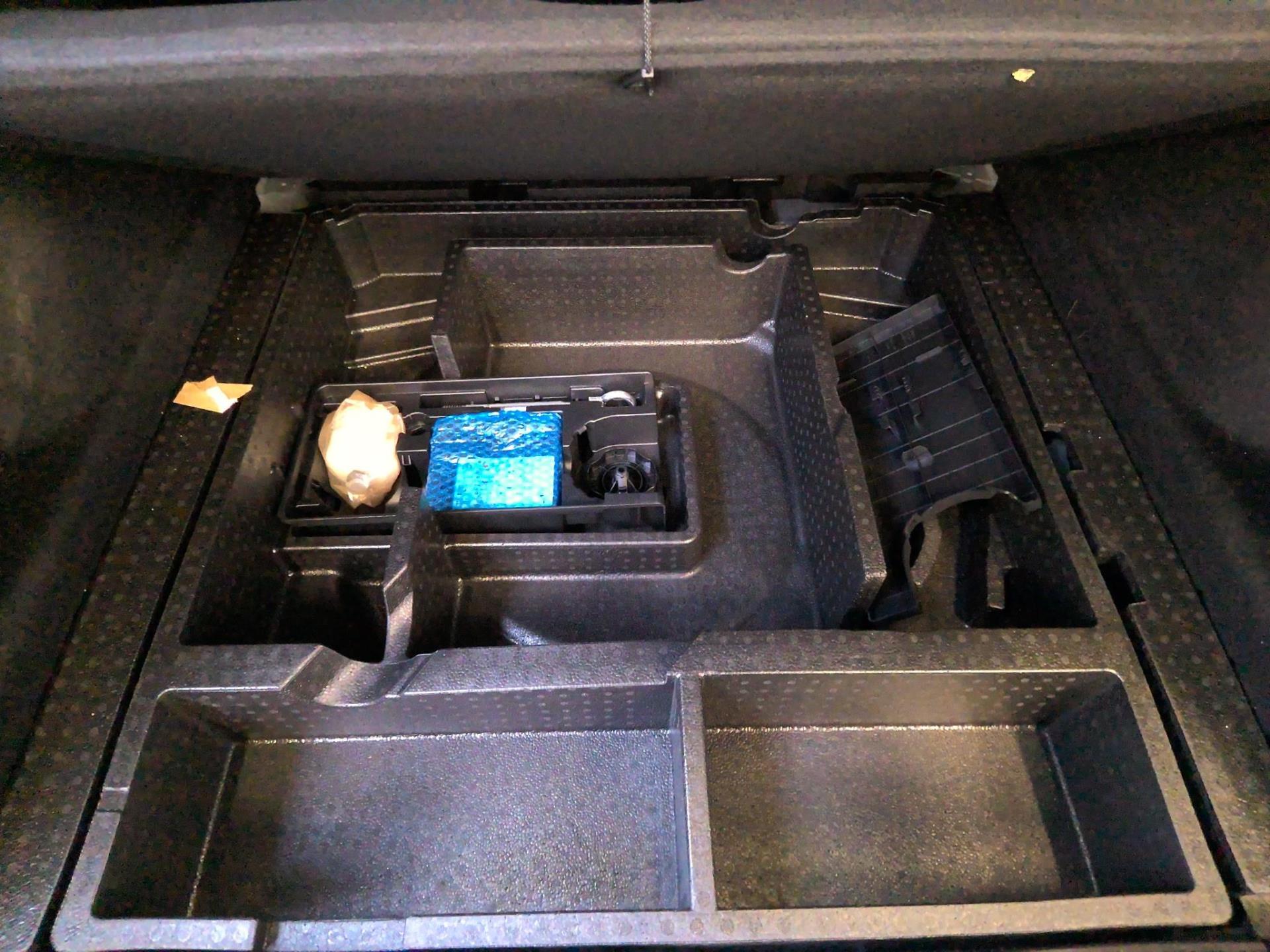 Peugeot 308 SW Hybrid 145 e-DCS6 Allure 2025