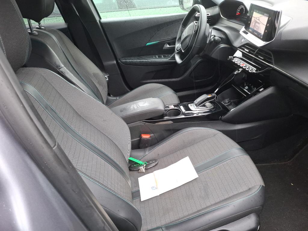 Peugeot 2008 BlueHDi 130 S&S EAT8 Allure 2021