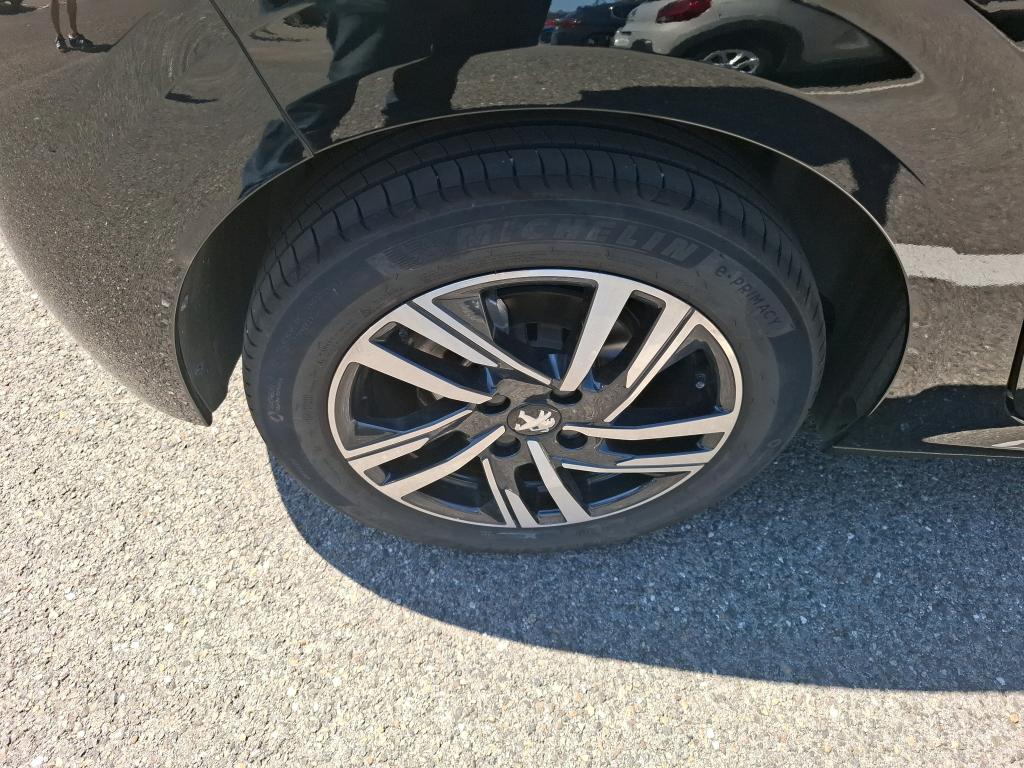 Peugeot 208 PureTech 100 S&S EAT8 Style 2023