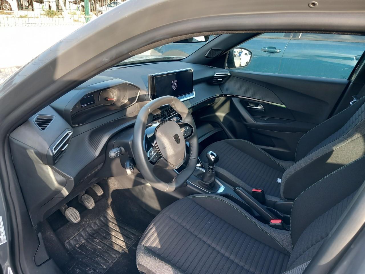 Foto Peugeot 2008 3