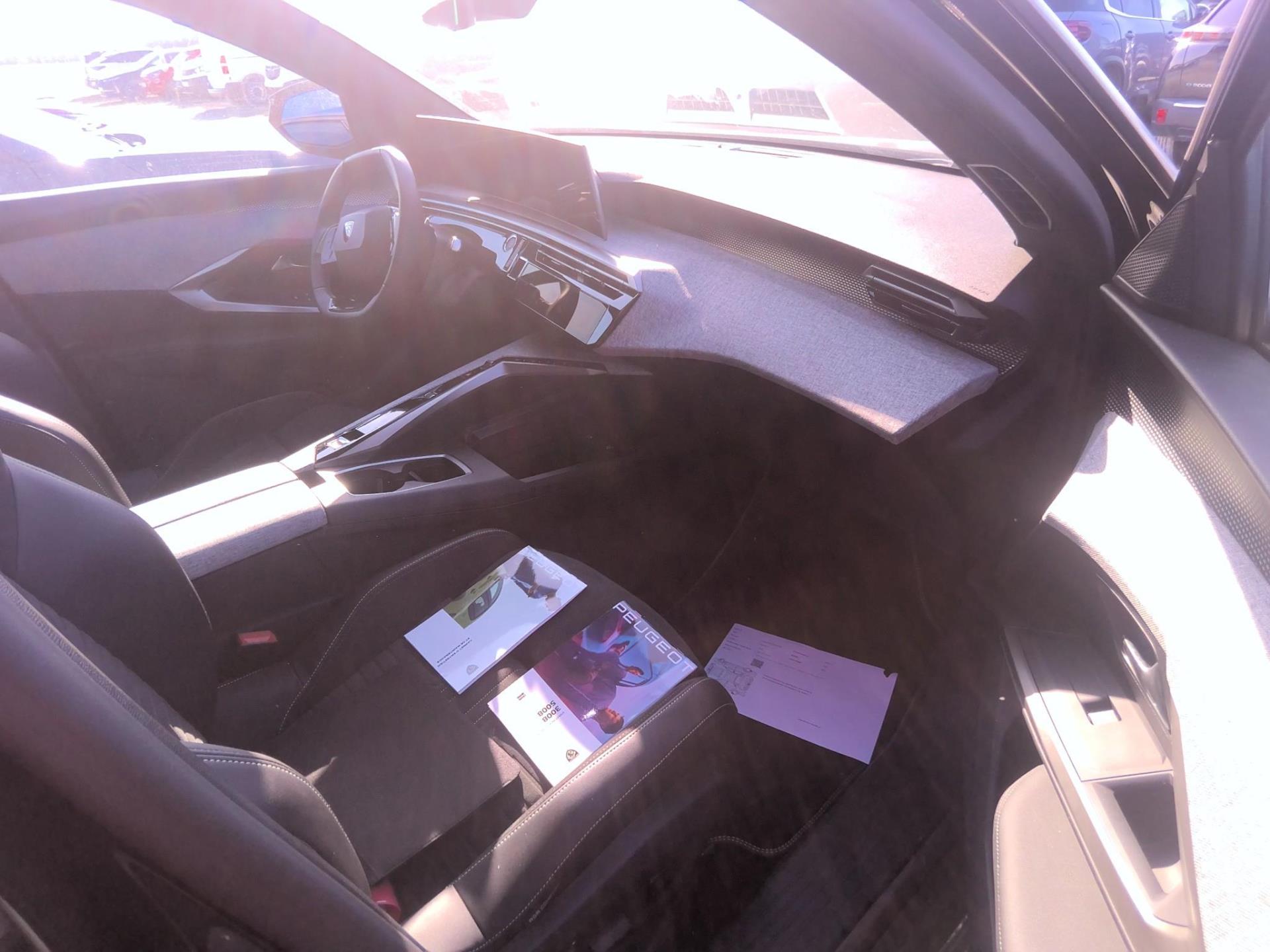 Peugeot 3008 Hybrid 136 e-DCS6 GT 2025