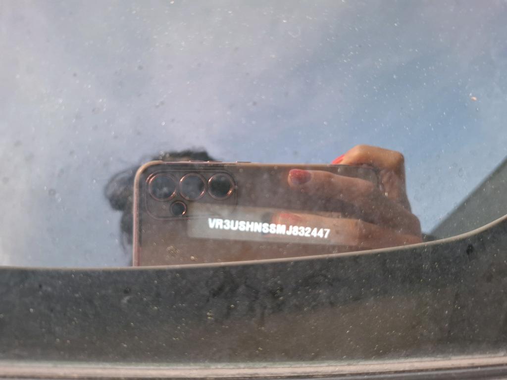 Peugeot 2008 PureTech 130 S&S EAT8 Allure Business 2021