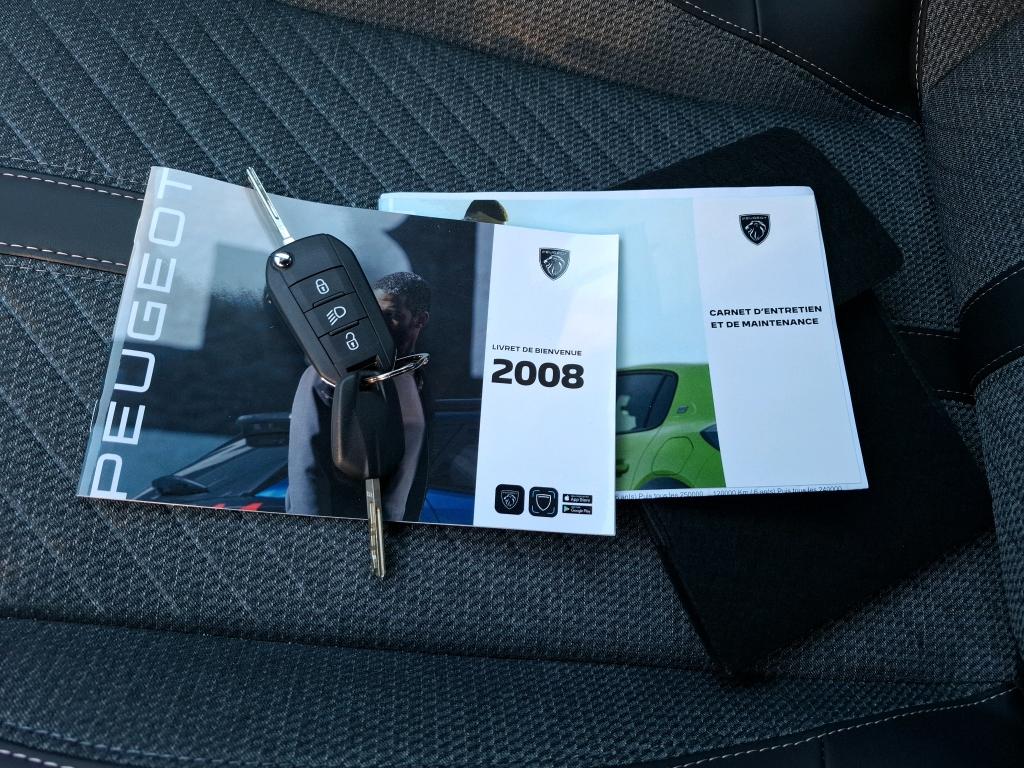 Peugeot 2008 Hybrid 136 e-DCS6 Allure 2024