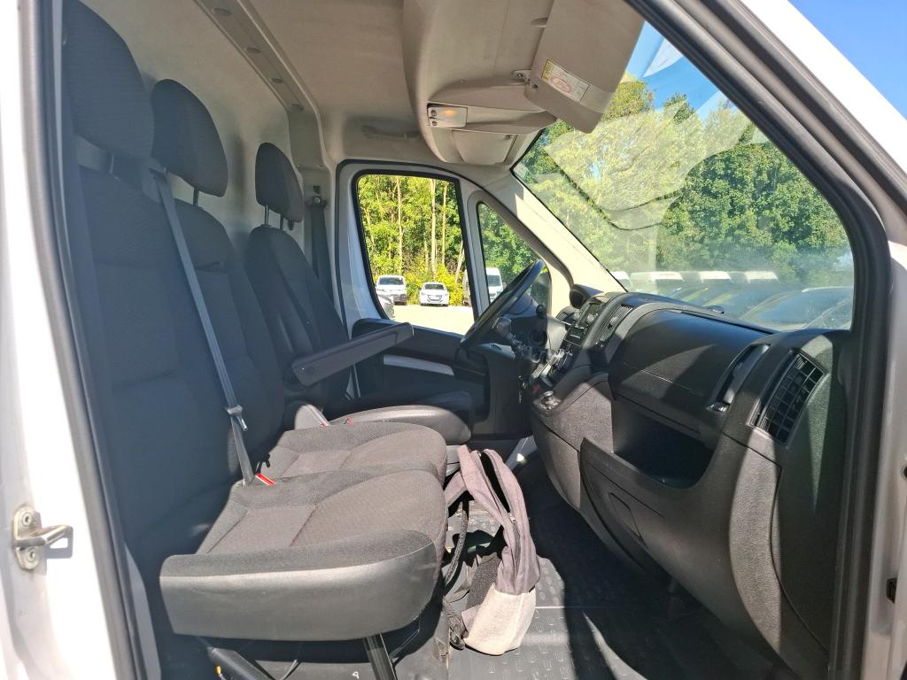 Peugeot BOXER TOLE 333 L2H2 BLUEHDI 120 S&S PREMIUM 2021