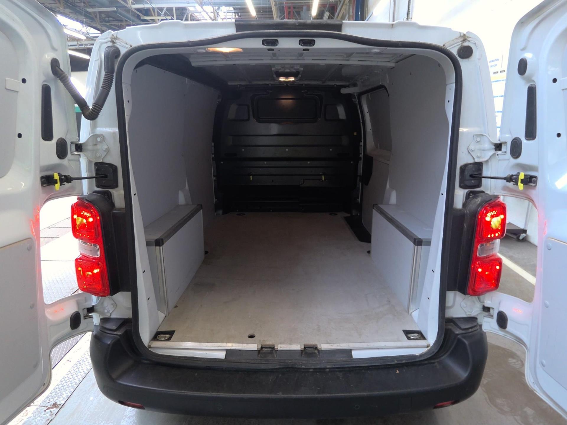 Peugeot EXPERT FGN TOLE M BLUEHDI 120 S&S BVM6  2023