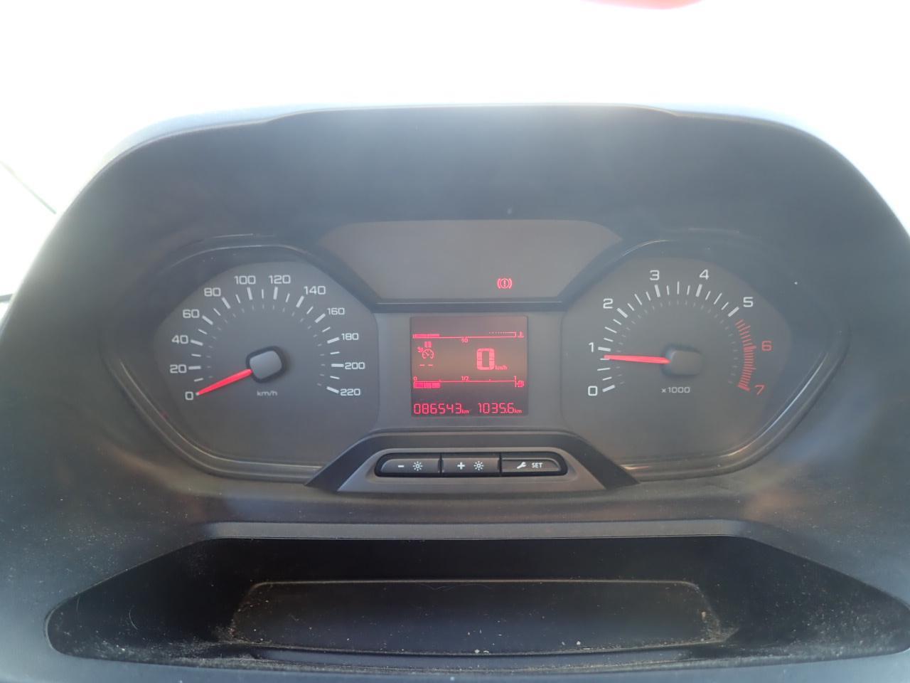Foto Peugeot Partner 6