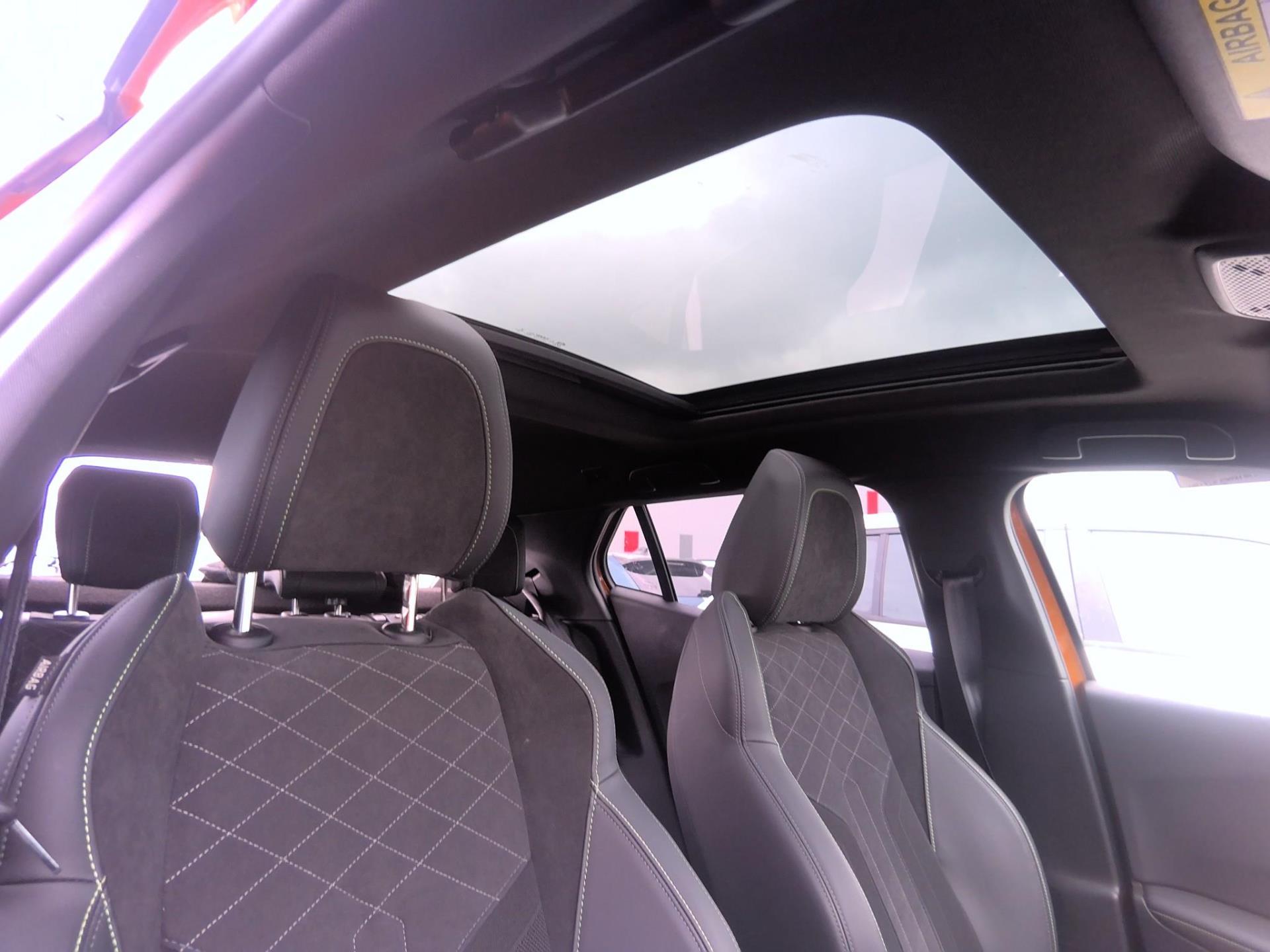 Peugeot 2008 PureTech 130 S&S EAT8 GT 2023