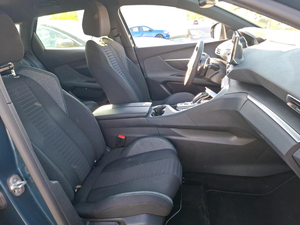Peugeot 3008 Hybrid 225 e-EAT8 Active Pack 2022