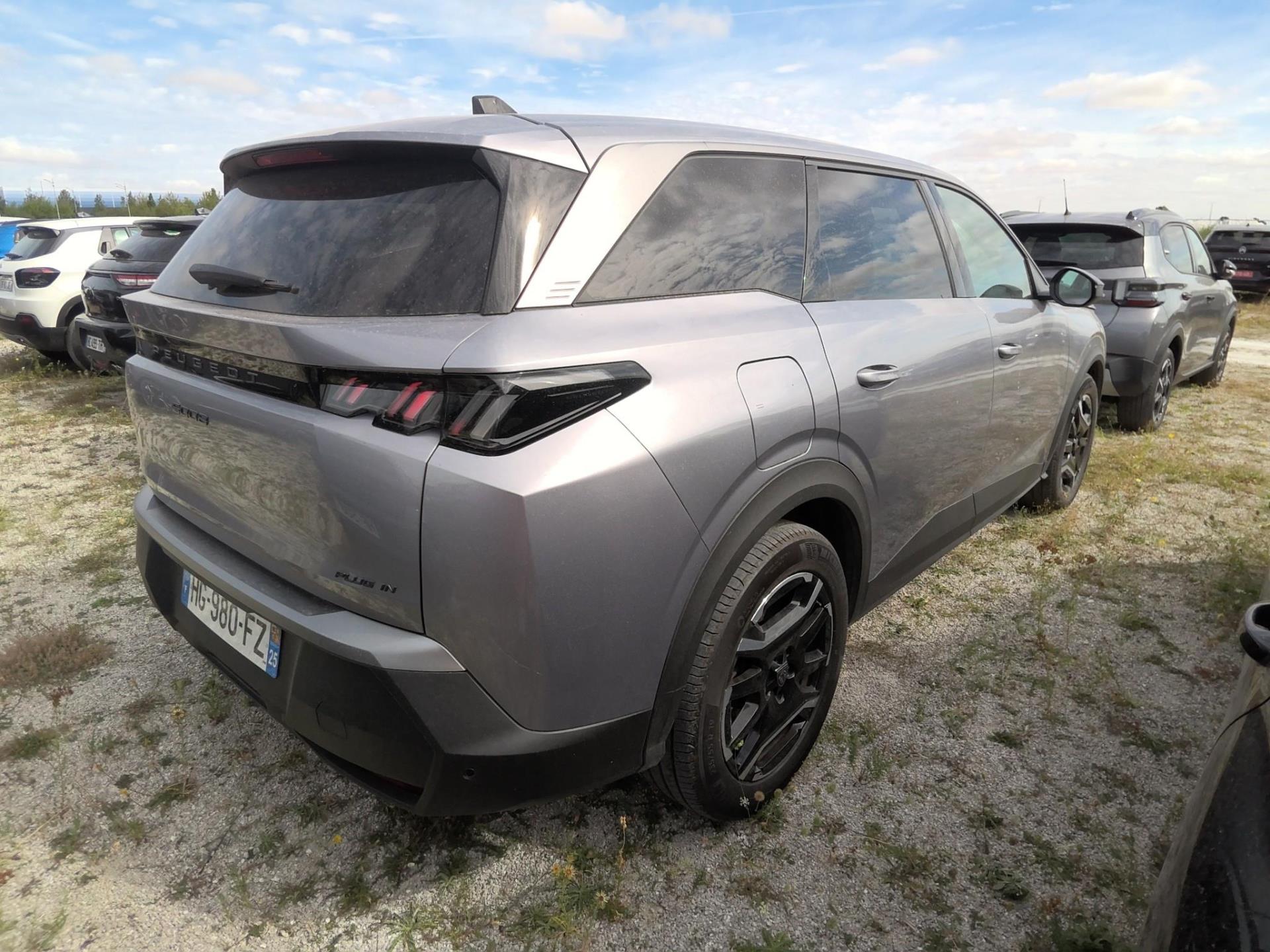 Peugeot 5008 Plug-in Hybrid 225 ch e-DCS7 Allure 2025