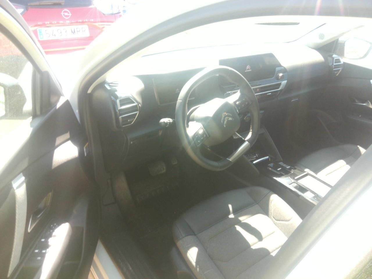 Foto Citroën C4 X 6