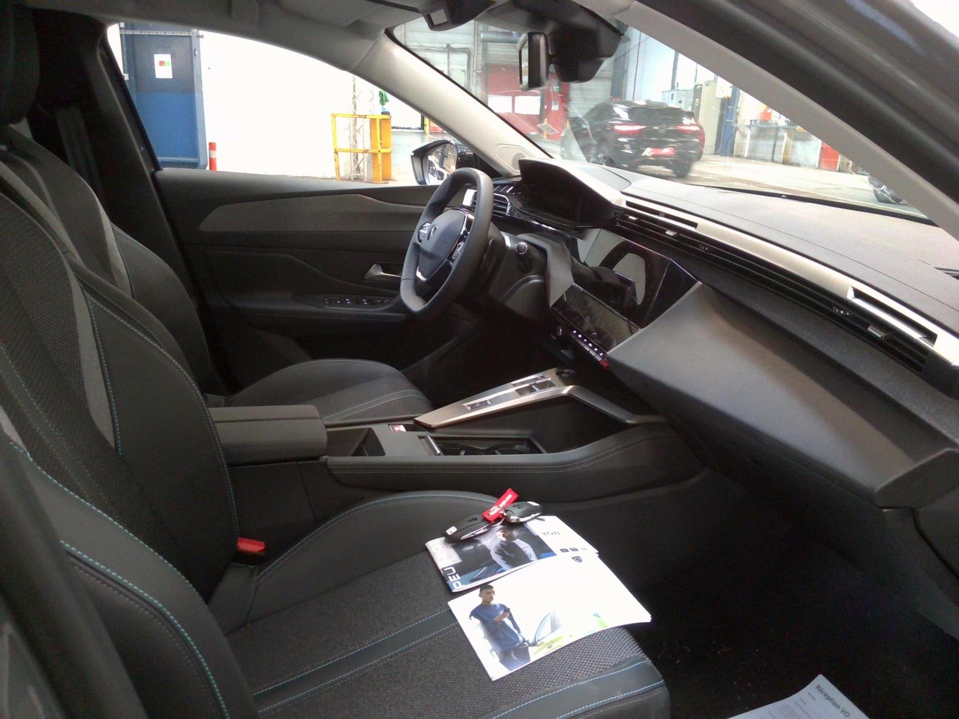 Peugeot 308 SW PHEV 180 e-EAT8 Allure 2024