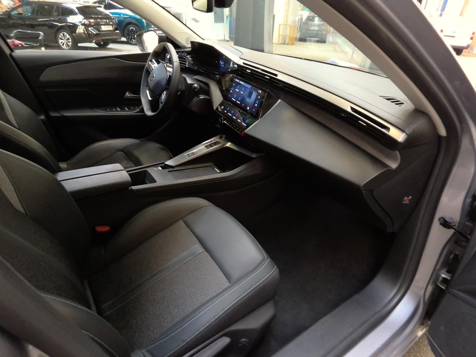 Peugeot 308 SW PHEV 180 e-EAT8 Allure 2024