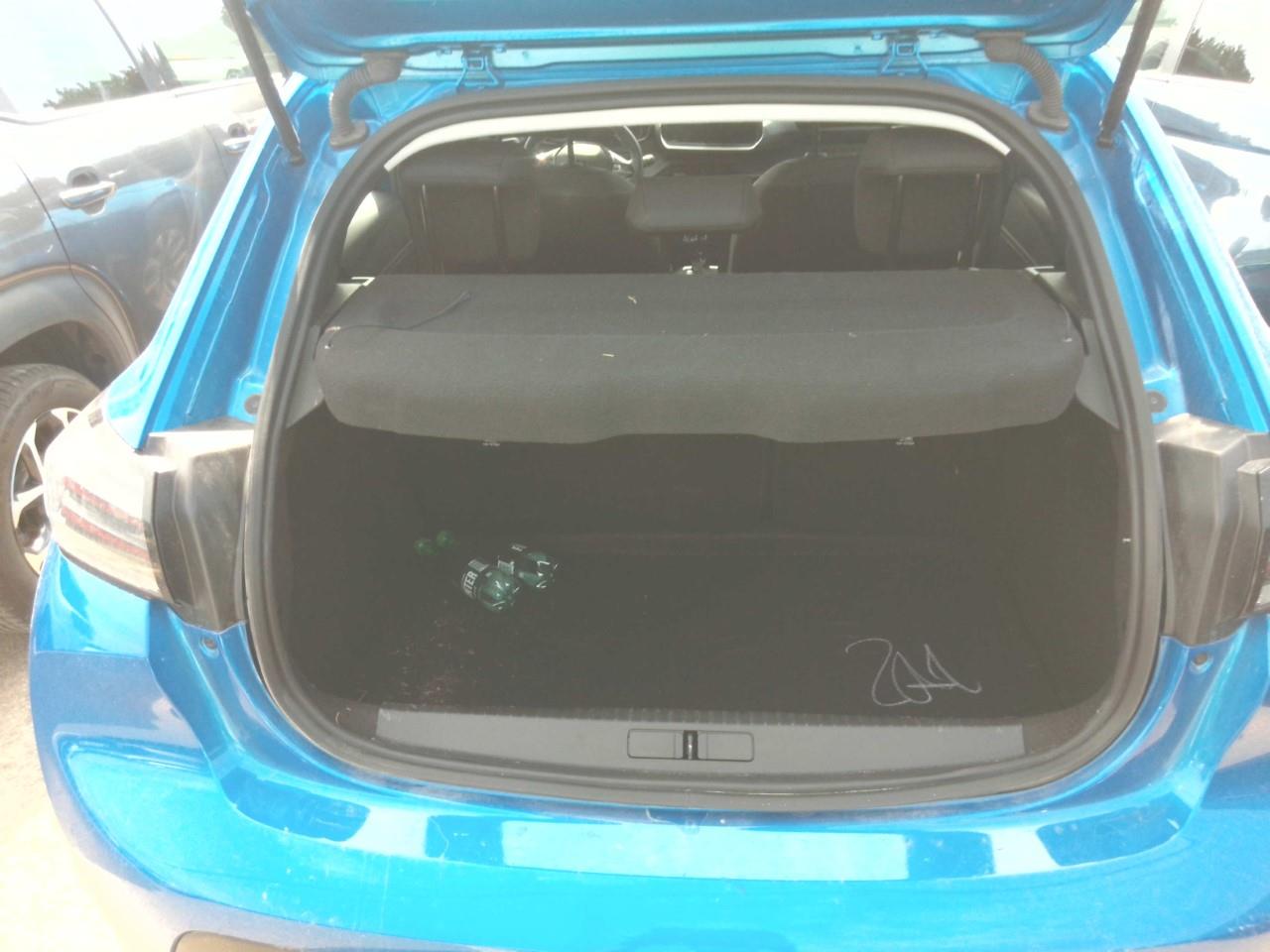 Foto Peugeot 208 7