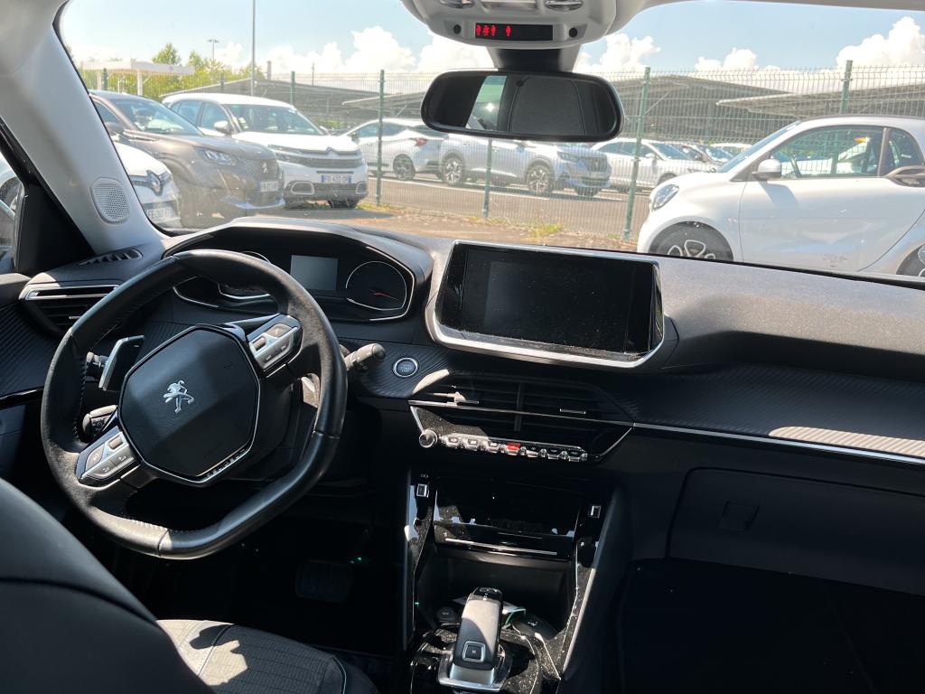 Peugeot 2008 BlueHDi 130 S&S EAT8 Allure 2021