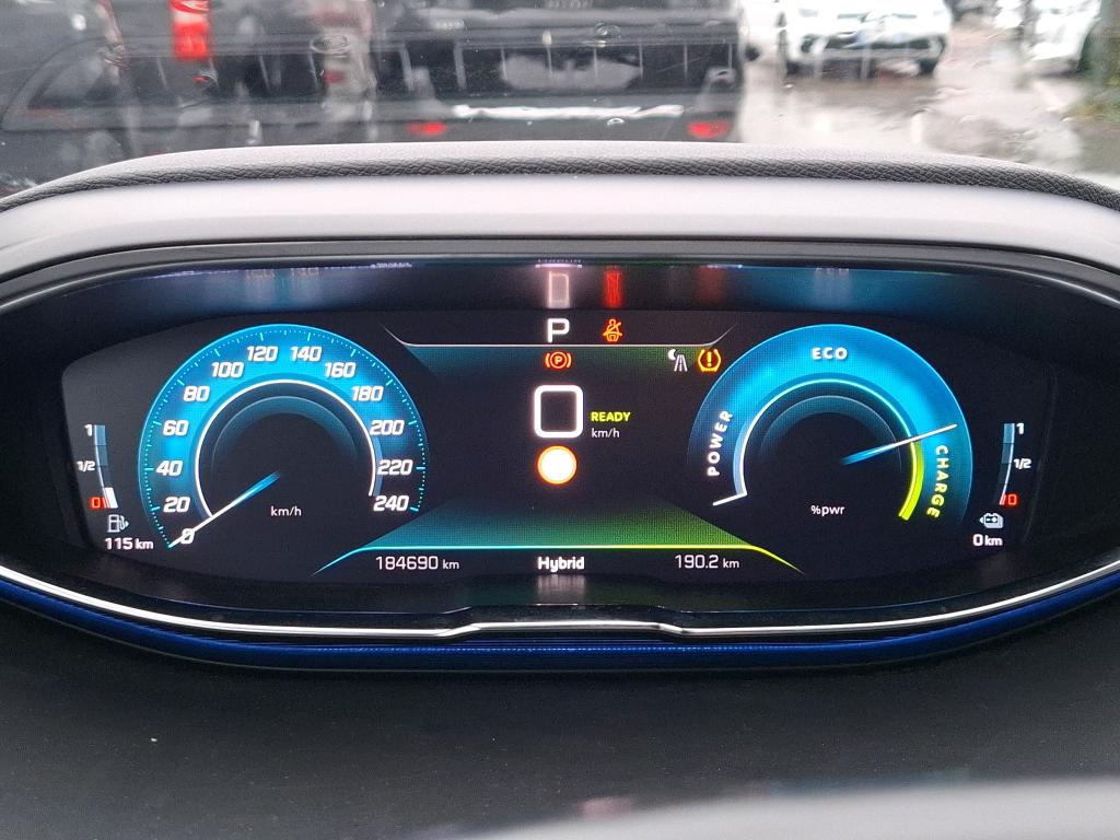 Peugeot 3008 Hybrid4 300 e-EAT8 GT Pack 2021