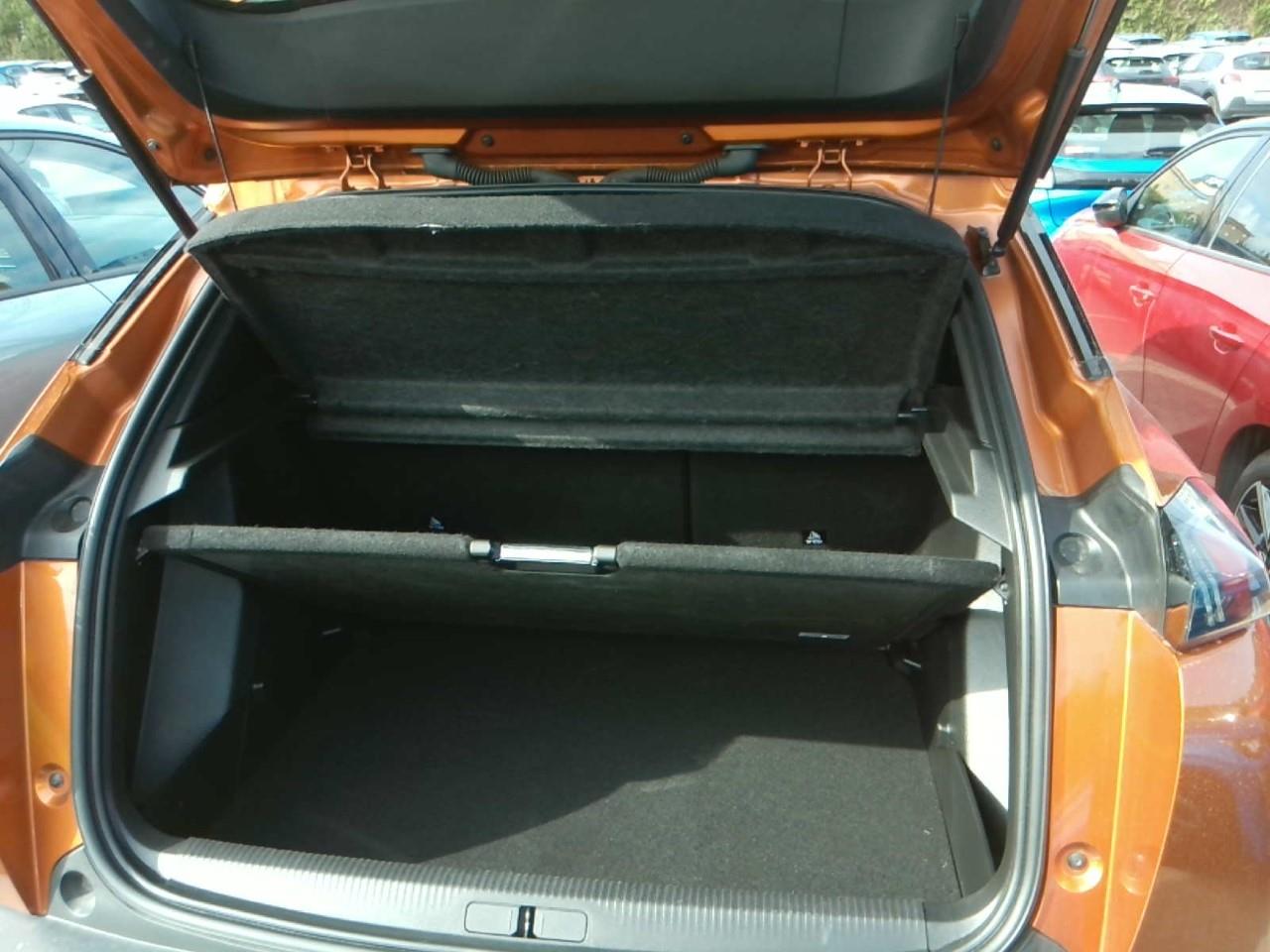 Foto Peugeot 2008 18