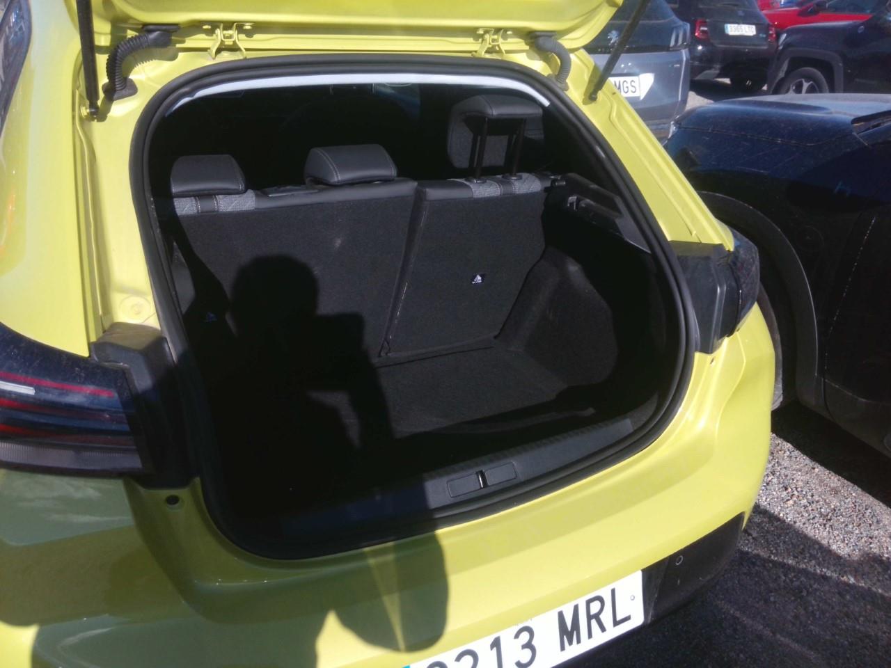 Foto Peugeot 208 15