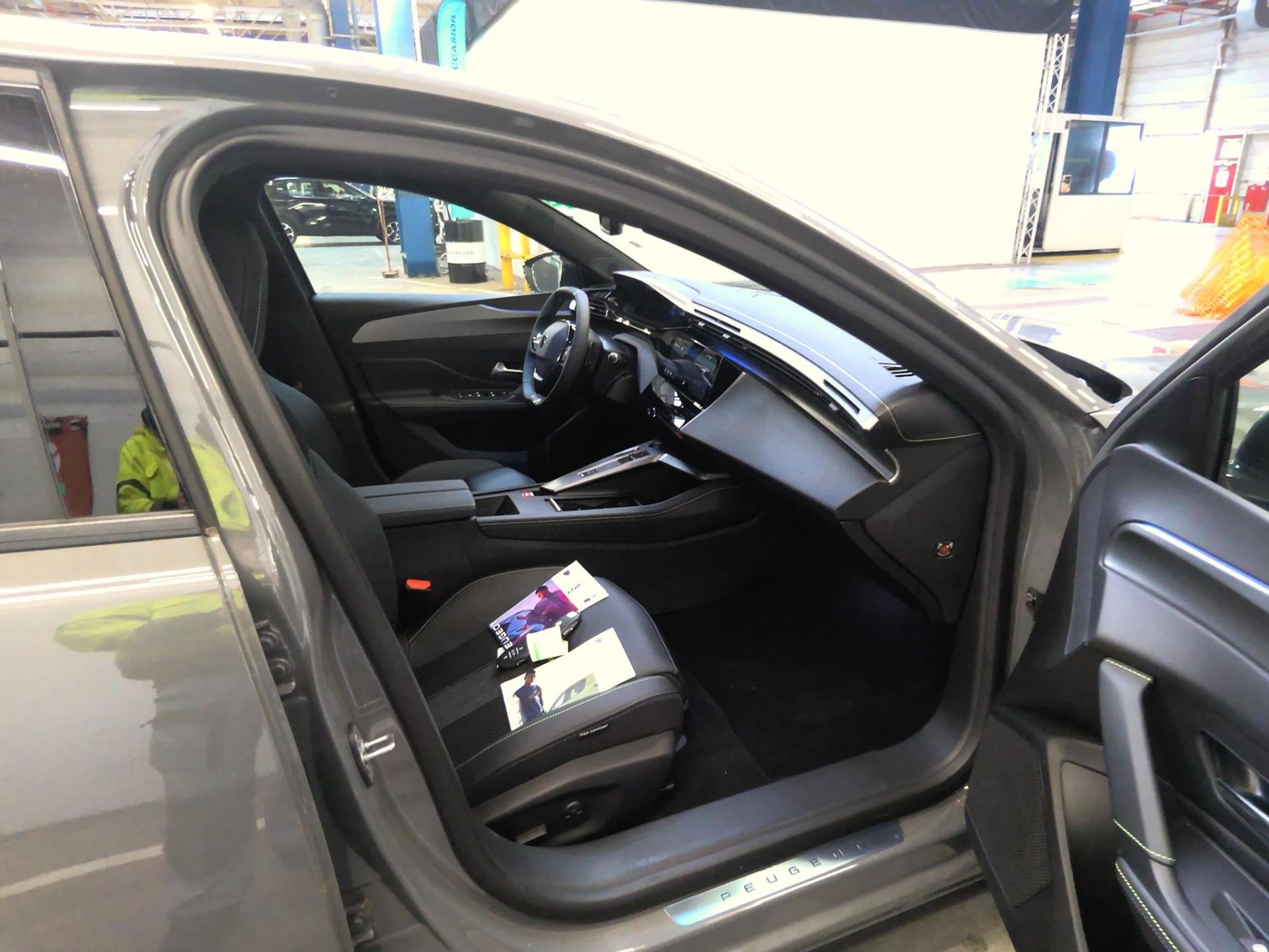 Peugeot 408 Electrique 58 kWh 210 ch GT 2025