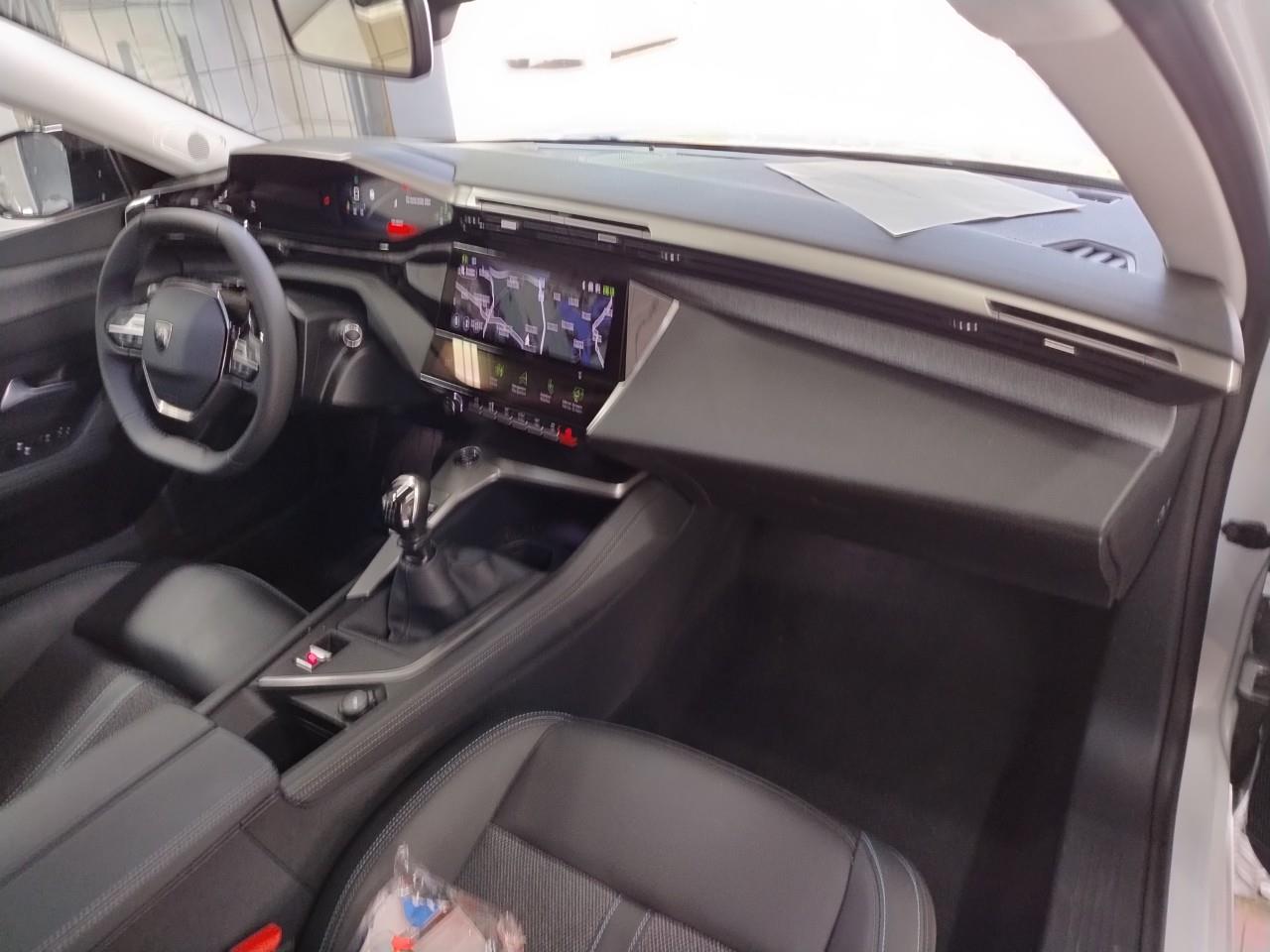 Peugeot 308 III