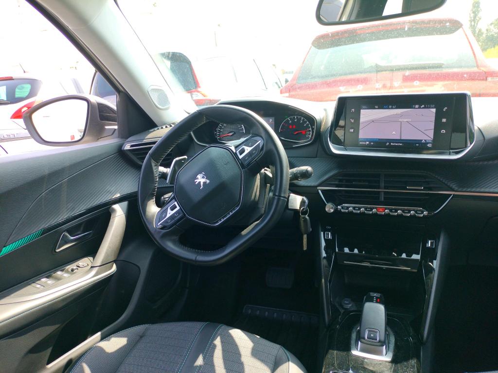 Peugeot 2008 BlueHDi 130 S&S EAT8 Allure 2022